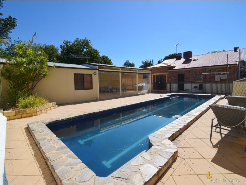 27 Labrina Avenue, Prospect SA 5082