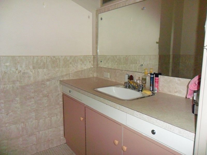 12 Canara Avenue, Para Hills SA 5096