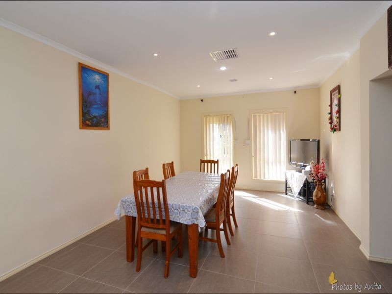 1 Vicar Street, Gilles Plains SA 5086