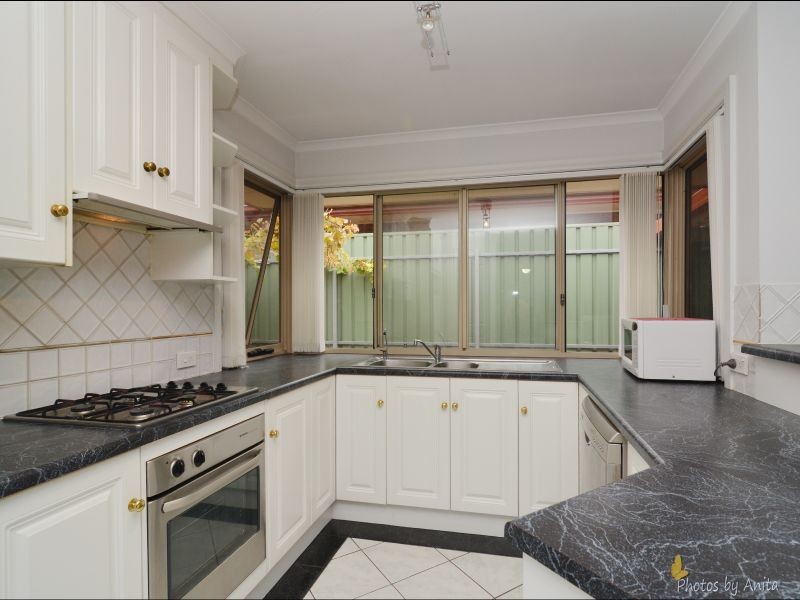 35 Saddle Crescent, Walkley Heights SA 5098