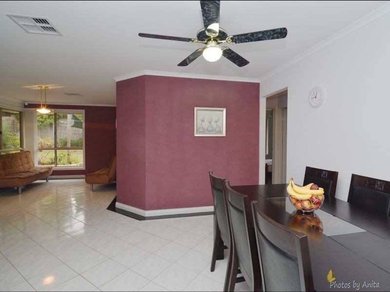 35 Saddle Crescent, Walkley Heights SA 5098