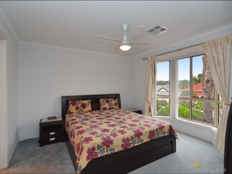 35 Saddle Crescent, Walkley Heights SA 5098