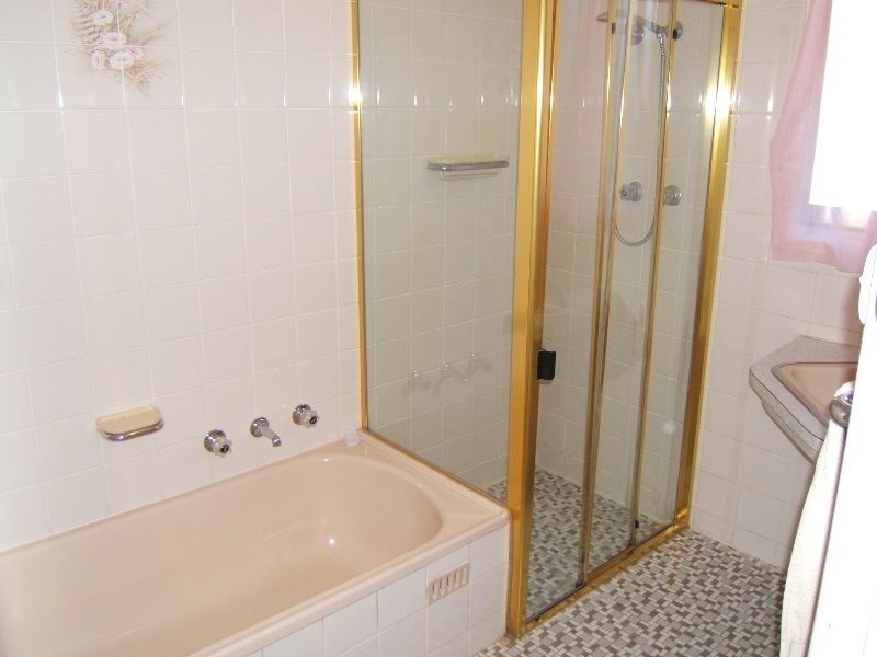 20 Tasman Avenue, Gilles Plains SA 5086