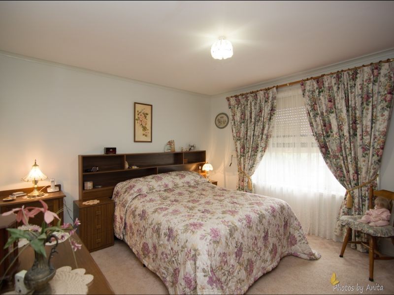 29 Mowbray Crescent, Fairview Park SA 5126