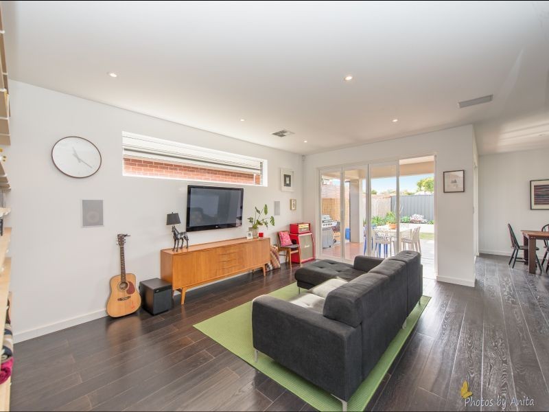 5 Tralee Avenue, Broadview SA 5083