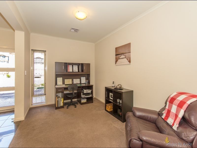 3 Stony Way, Mawson Lakes SA 5095