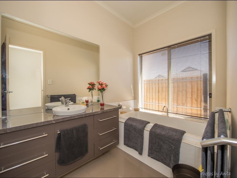 3 Stony Way, Mawson Lakes SA 5095