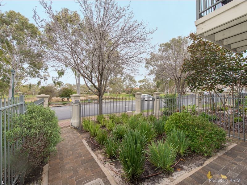 36 Sir Ross Smith Boulevard, Oakden SA 5086