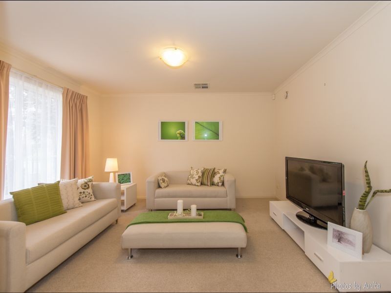 36 Sir Ross Smith Boulevard, Oakden SA 5086