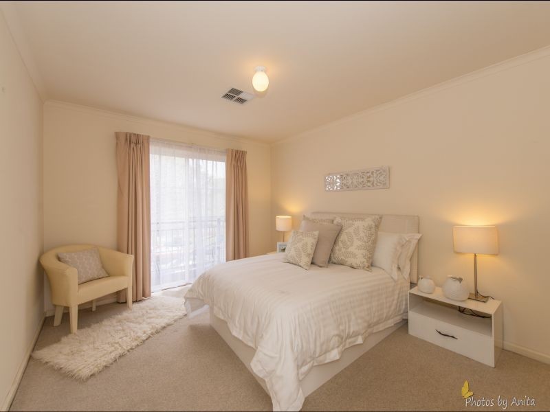 36 Sir Ross Smith Boulevard, Oakden SA 5086