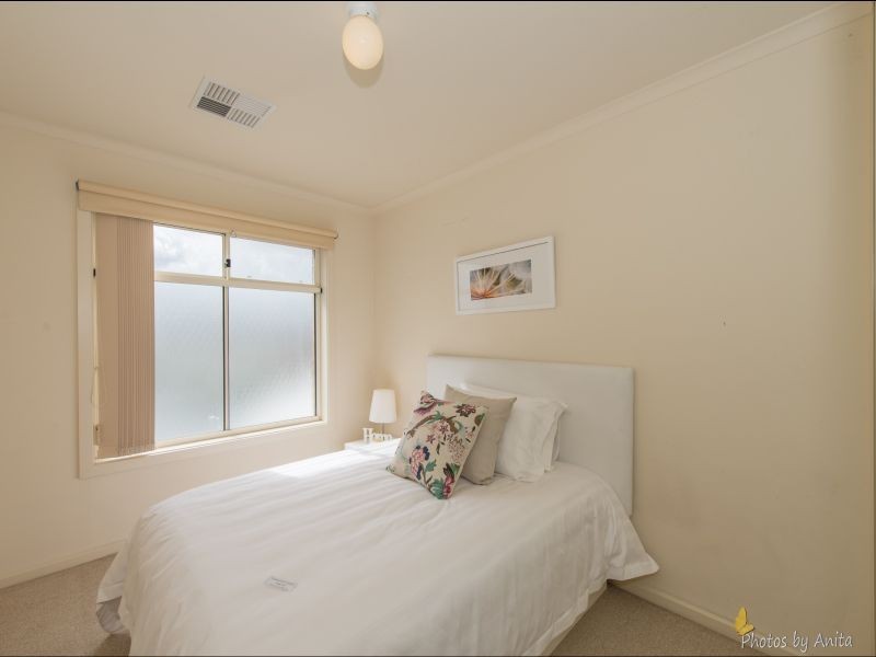 36 Sir Ross Smith Boulevard, Oakden SA 5086