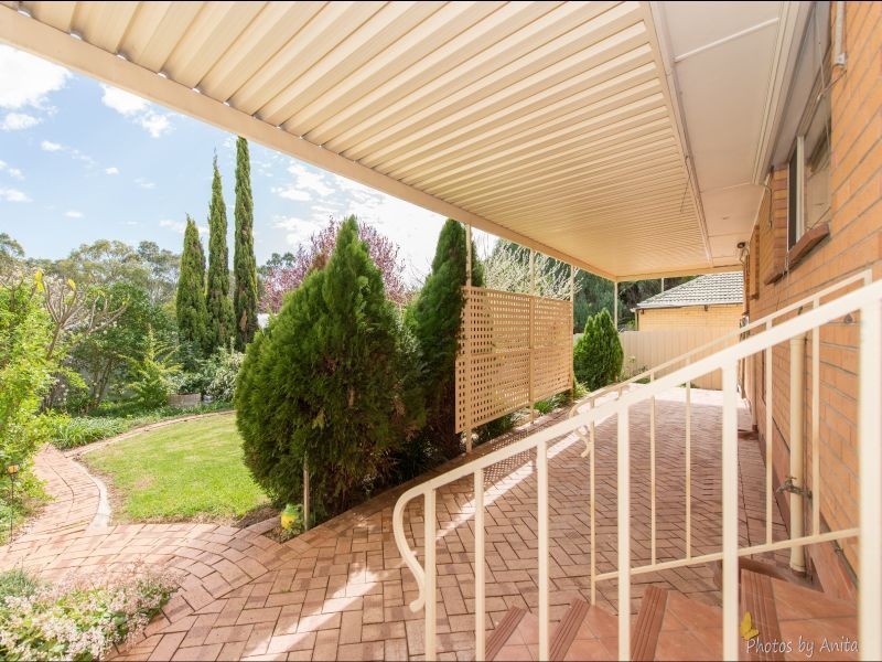 12 Nottingham Crescent, Valley View SA 5093
