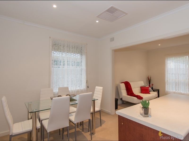 17 Somerset Avenue, Redwood Park SA 5097