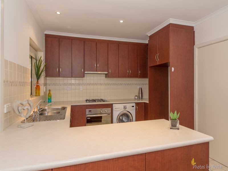 17 Somerset Avenue, Redwood Park SA 5097