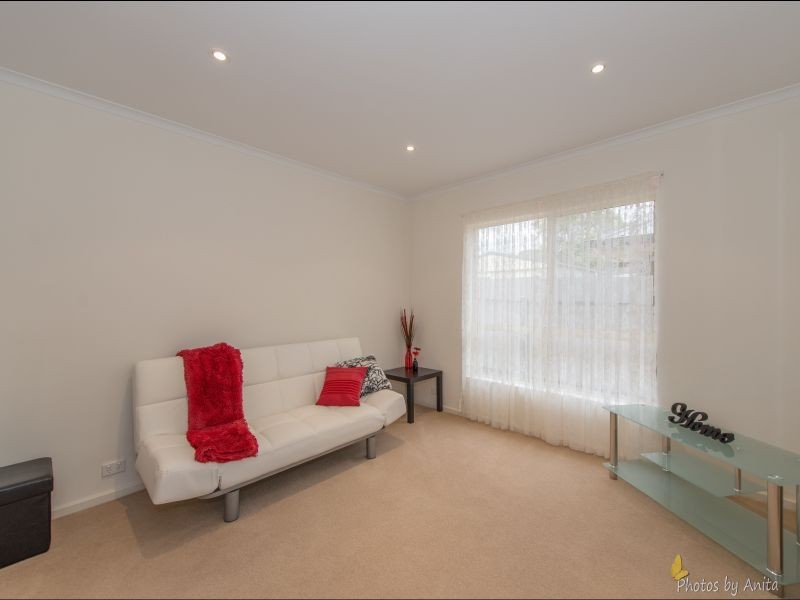 17 Somerset Avenue, Redwood Park SA 5097