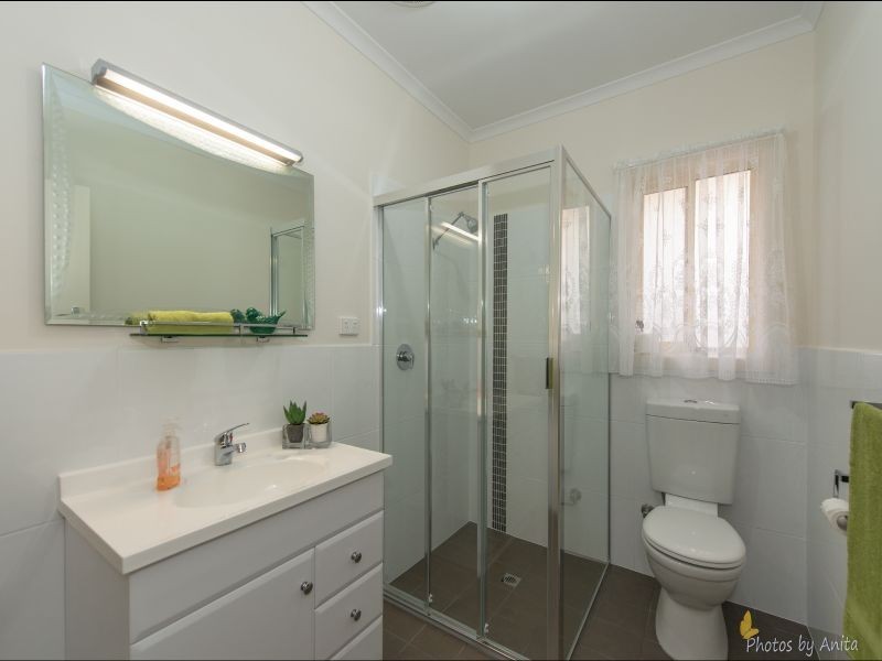 17 Somerset Avenue, Redwood Park SA 5097