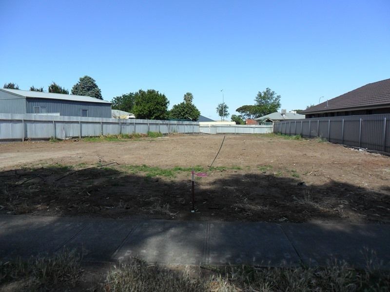 1/9 West Avenue, Northfield SA 5085