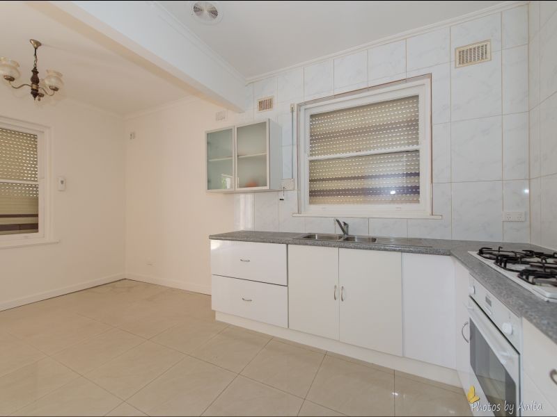 402 Grand Junction Road, Clearview SA 5085