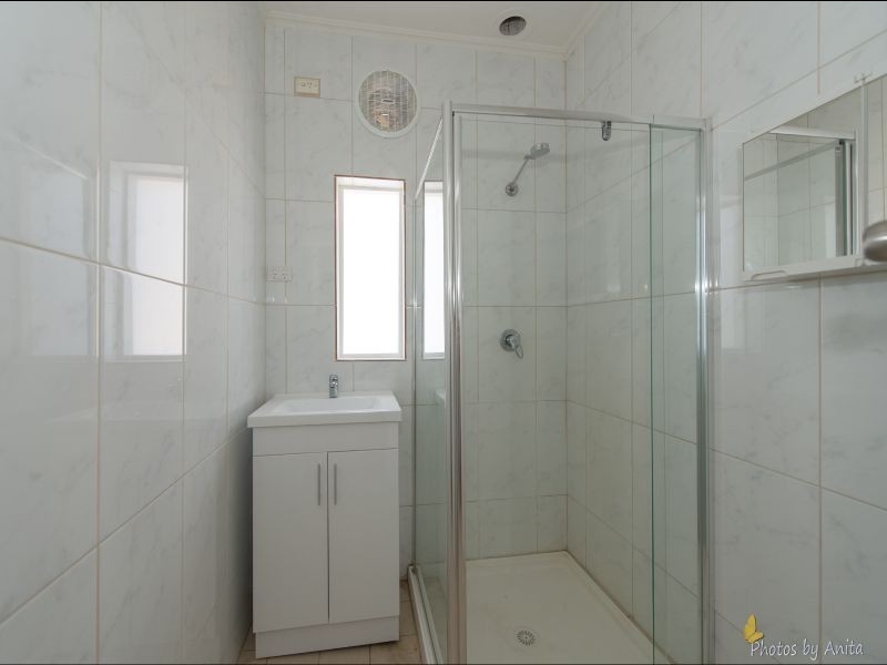 402 Grand Junction Road, Clearview SA 5085