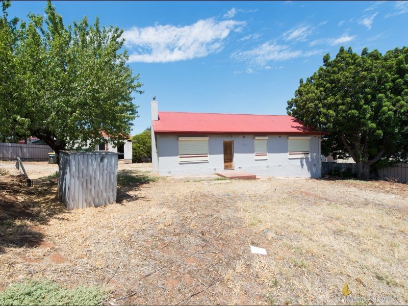 402 Grand Junction Road, Clearview SA 5085