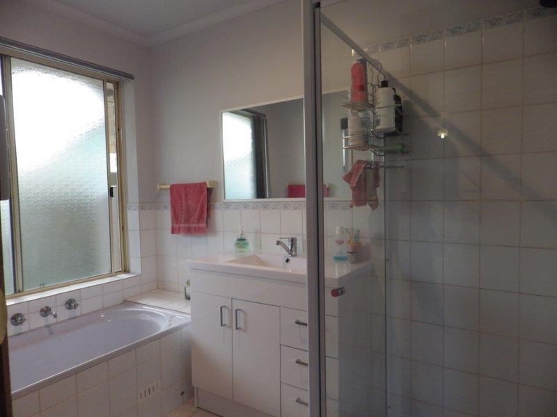 17 Lord Howe Avenue, Hillcrest SA 5086