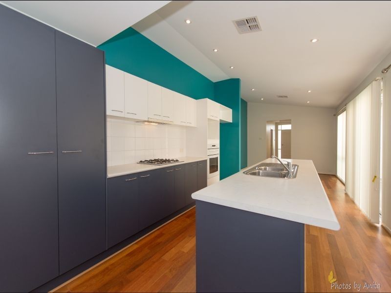 17 Pineview Court, Walkley Heights SA 5098