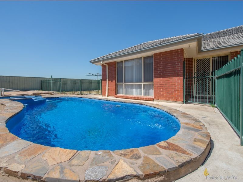 3 Hay Court, Walkley Heights SA 5098
