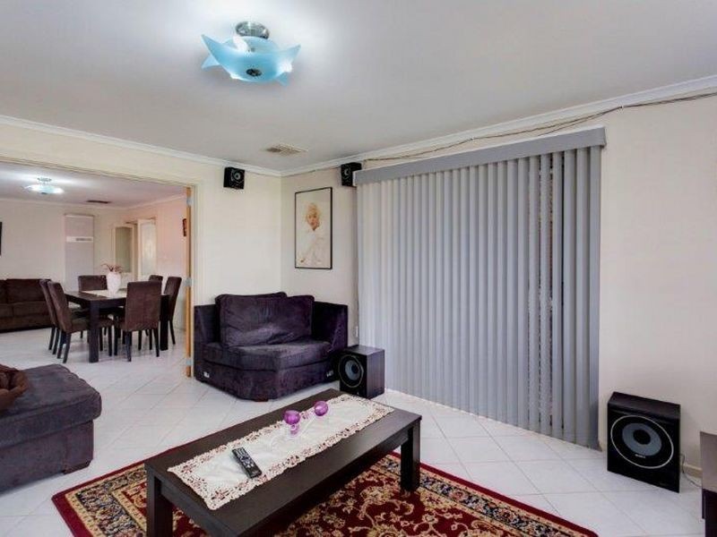 5 Klopper Street, Redwood Park SA 5097