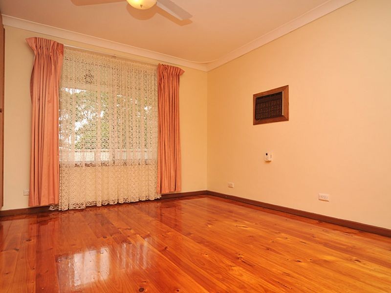 1/4 Sunnyview Crescent, Ridgehaven SA 5097