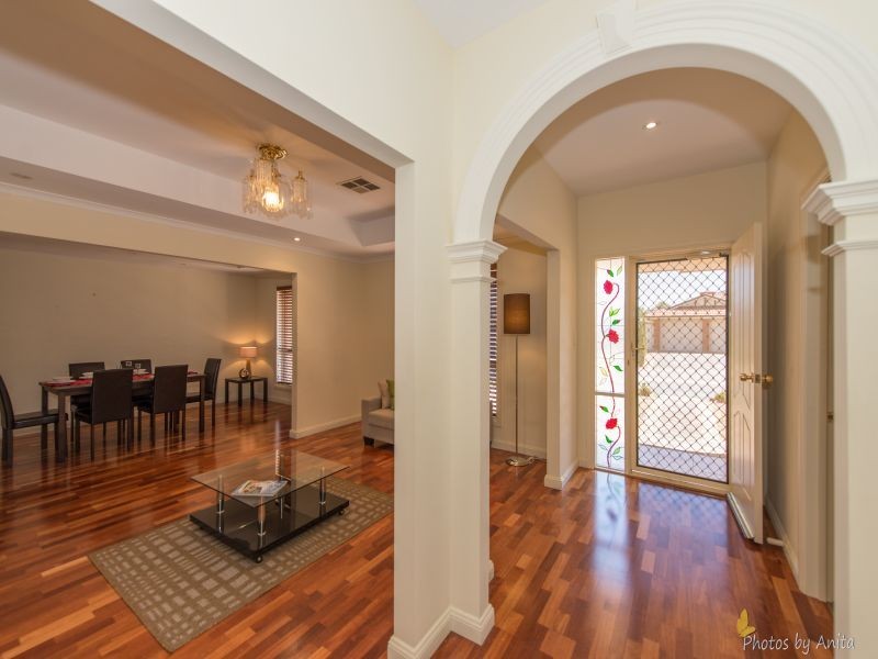 6 Linear Crescent, Walkley Heights SA 5098