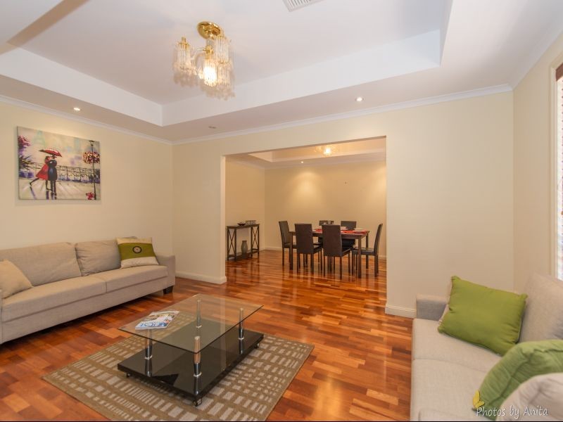 6 Linear Crescent, Walkley Heights SA 5098