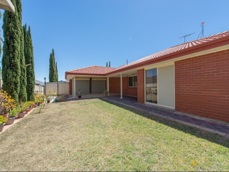 6 Linear Crescent, Walkley Heights SA 5098