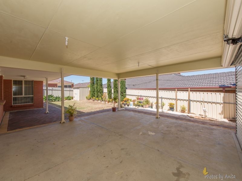 6 Linear Crescent, Walkley Heights SA 5098