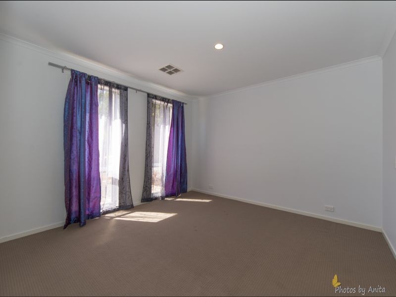 18A Diamond Avenue, Gilles Plains SA 5086