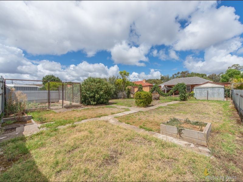 4 Alderney Avenue, Clearview SA 5085