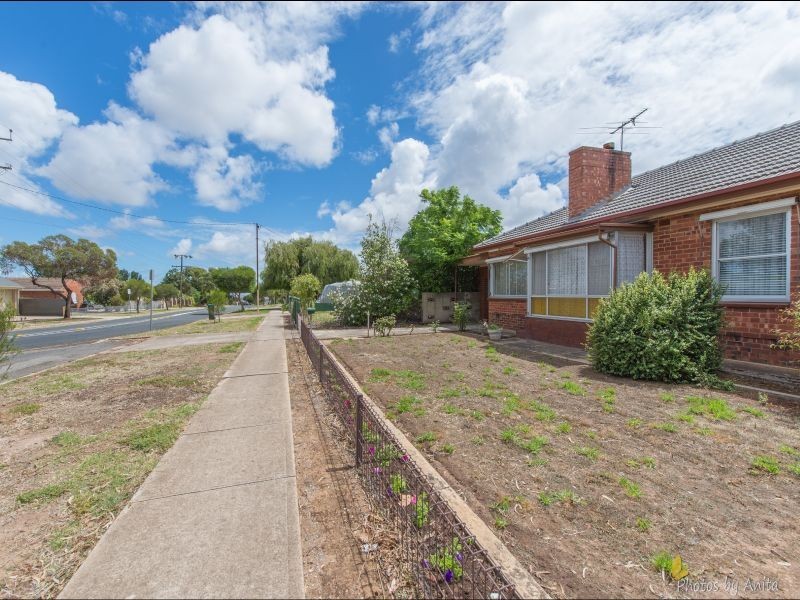 4 Alderney Avenue, Clearview SA 5085