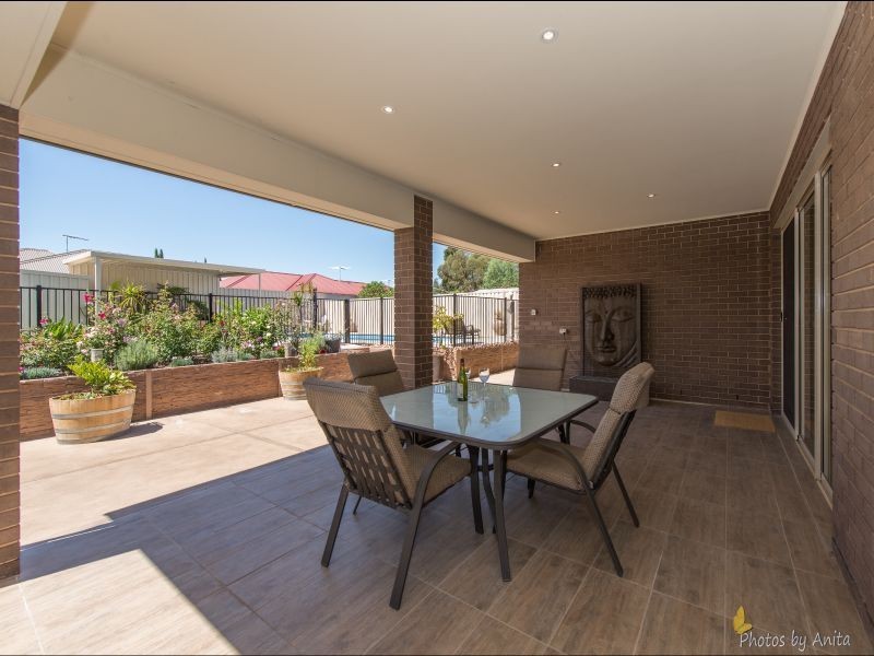 70 Kent Avenue, Clearview SA 5085