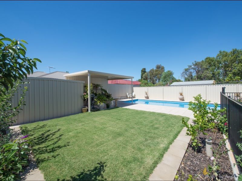 70 Kent Avenue, Clearview SA 5085