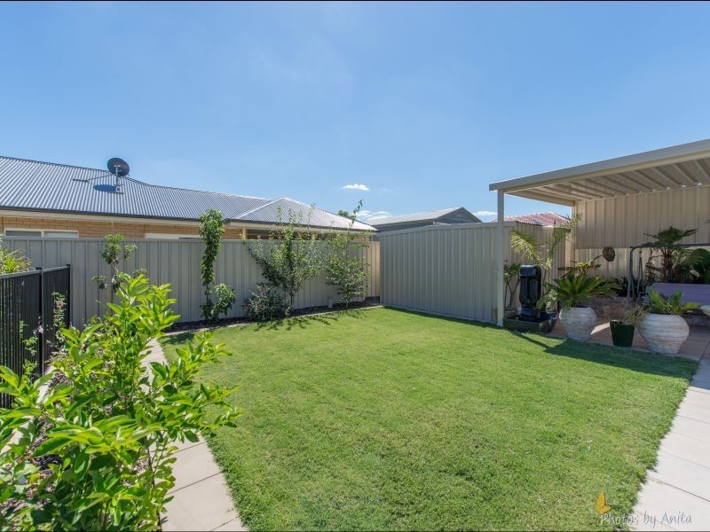 70 Kent Avenue, Clearview SA 5085