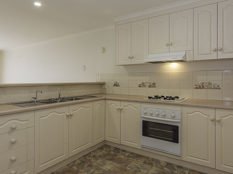 52 Parkview Drive, Oakden SA 5086