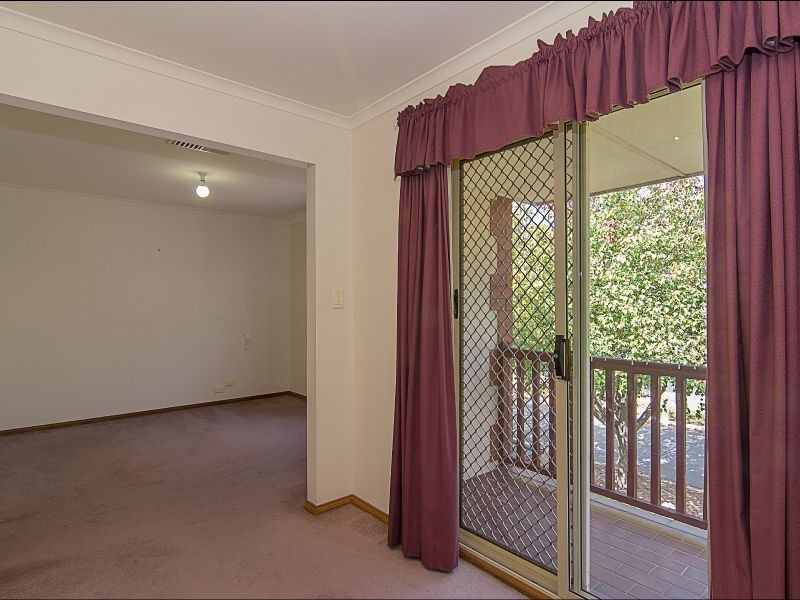 52 Parkview Drive, Oakden SA 5086