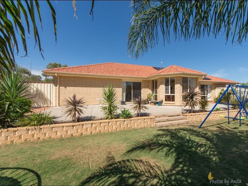 12 Creekview Drive, Walkley Heights SA 5098