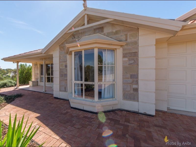 12 Creekview Drive, Walkley Heights SA 5098