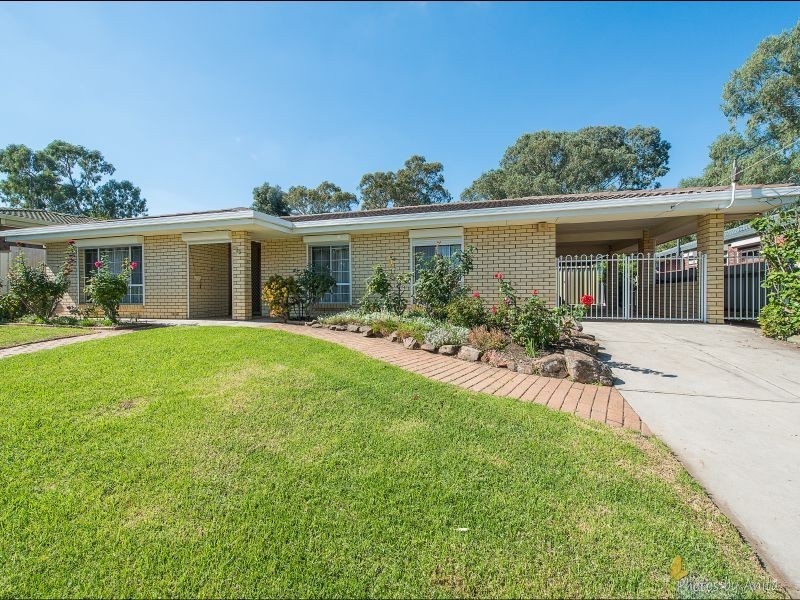 52 Heather Drive, Ridgehaven SA 5097