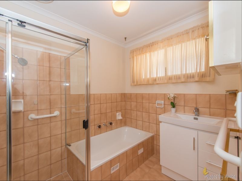 52 Heather Drive, Ridgehaven SA 5097