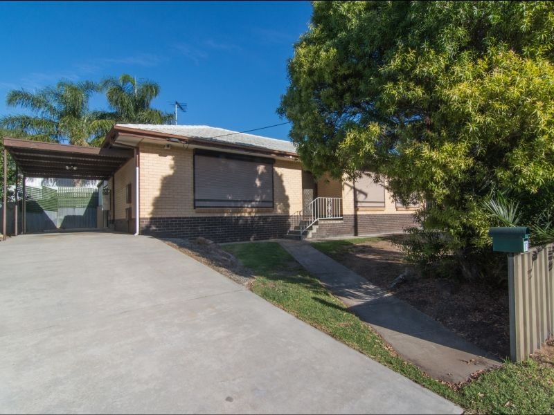 11 Regent Avenue, Pooraka SA 5095