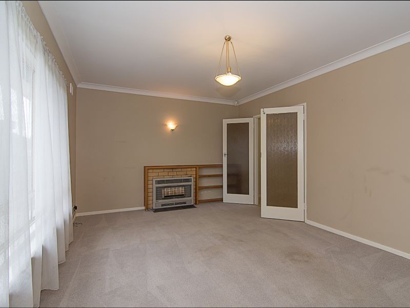 11 Regent Avenue, Pooraka SA 5095