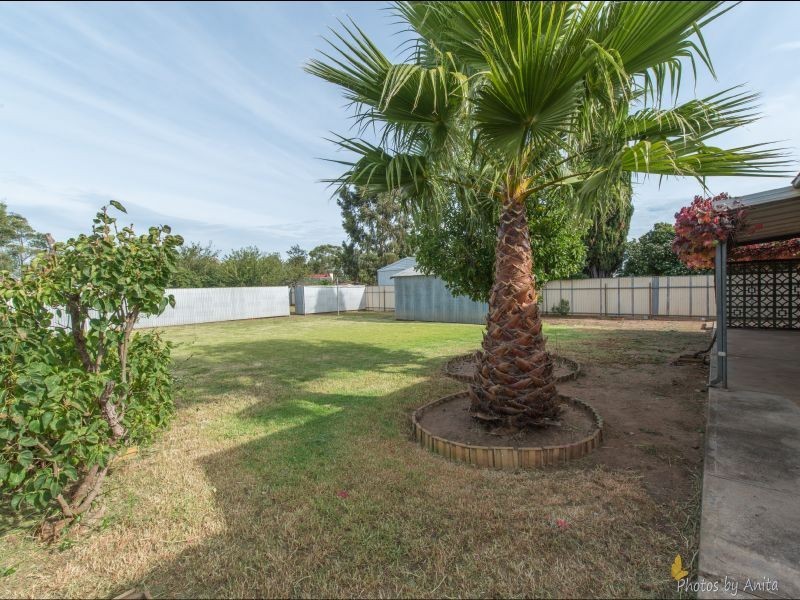 19 Glenburnie Avenue, Northfield SA 5085