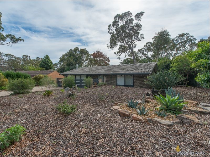 18 Nunyah Drive, Banksia Park SA 5091