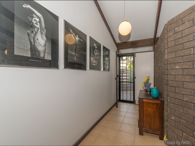 18 Nunyah Drive, Banksia Park SA 5091